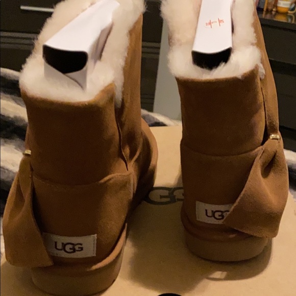 SOLD‼️‼️UGG Classic Mini Twist Boots Women’s 9 US - Picture 6 of 7
